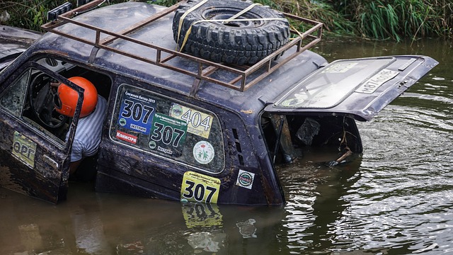 亚泰不断为 亚泰不断为